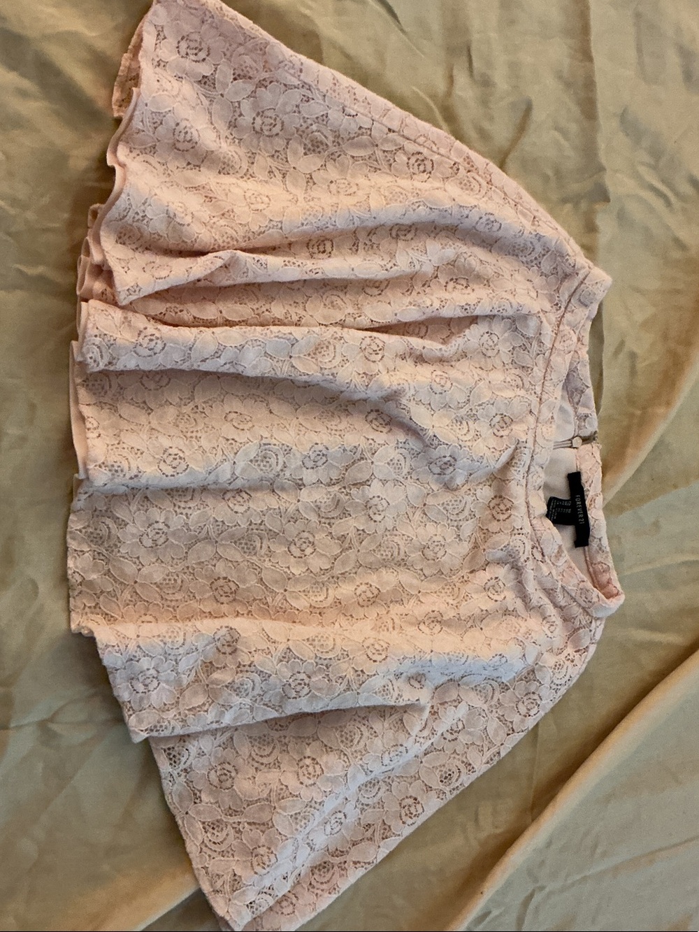 Forever 21 cream colored Lace Skater Skirt